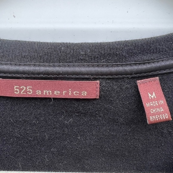 525 America Black V Neck Women's Size Medium Classic Versatile Pullover Sweater - Picture 3 of 6